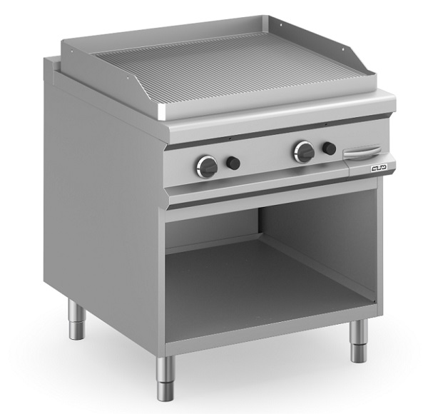 GAS GRILL W STAND MFTG98AR