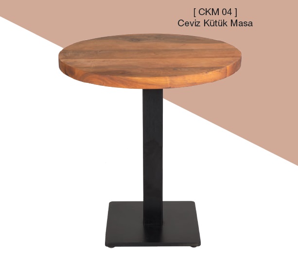 TABLE CKM 04