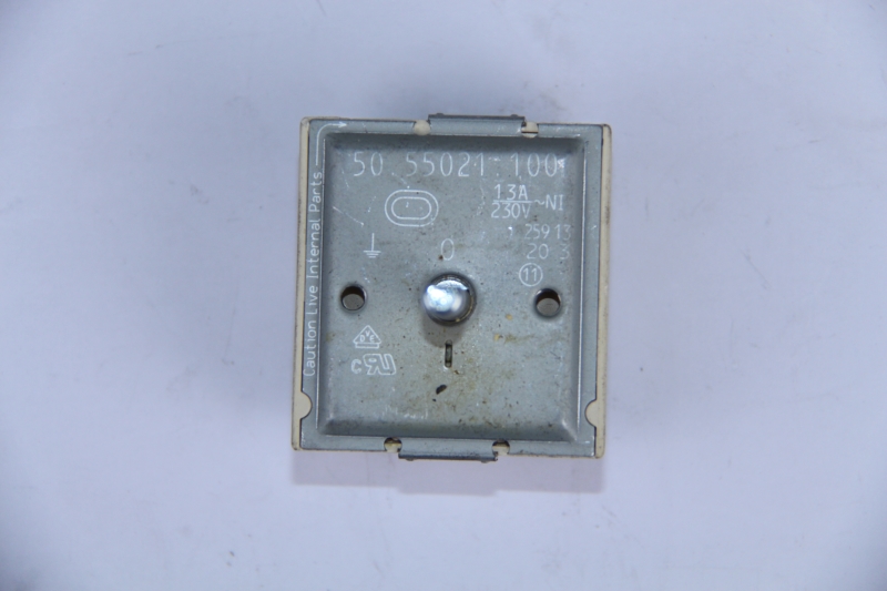 KNOB 0A5621