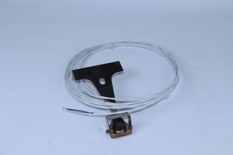 TEMPERATURE SENSOR