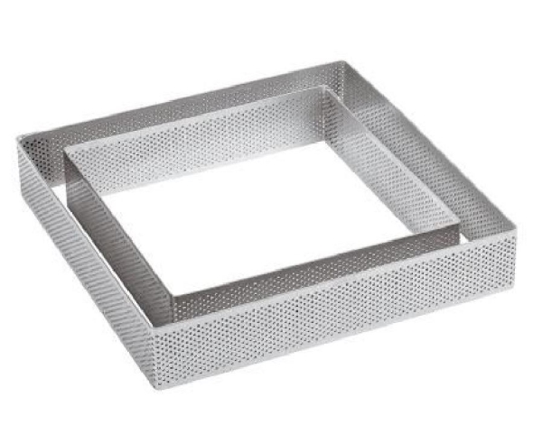 SQUARE MOULD PERFORATED 7X7X3.5CM 47512 07